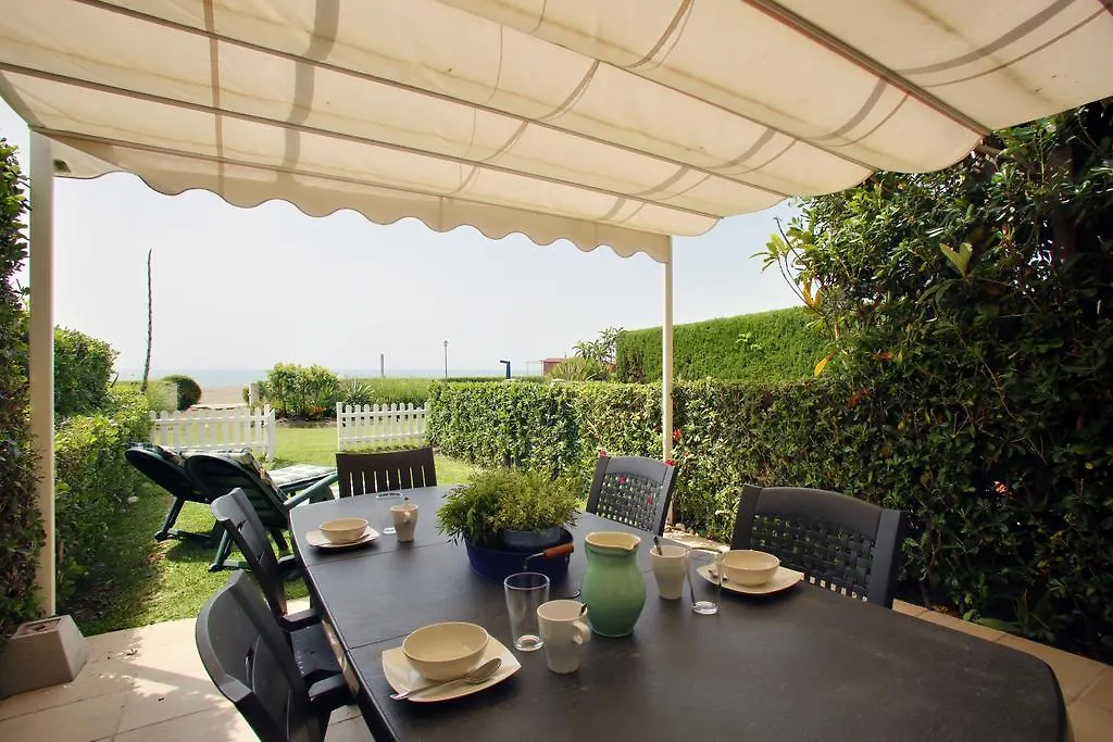 Your Vacation Retreat Right On The Beach Casares